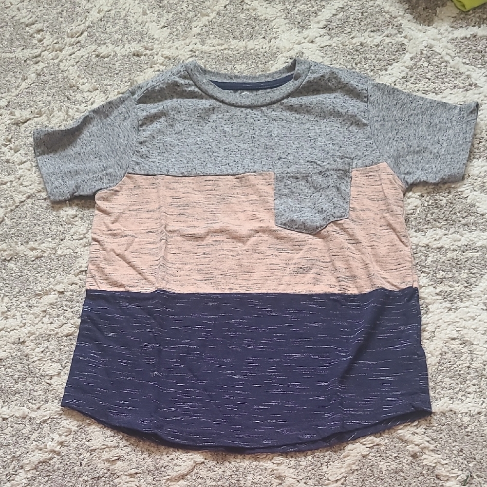 4 for $28 - Copper Denim Boys 5 Gray, Cream & Blue Short Sleeve T-Shirt